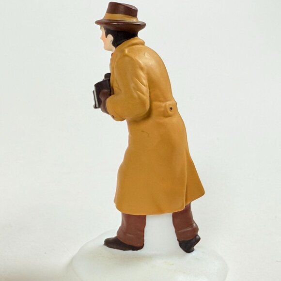 Dept 56 Big Smile for the Camera 58900 Christmas in the City Retired - Picture 9 of 13